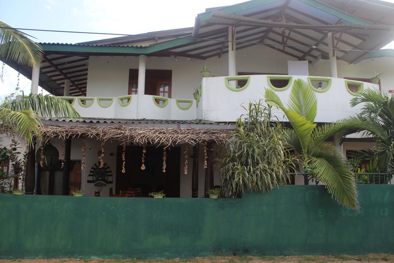 Julie Guest House Tangalle Exterior photo